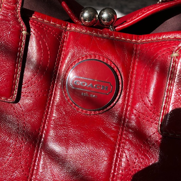 COACH Signature Patent Leather Carryall+Wallet - Picture 5 of 15